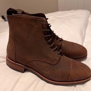 Mens taft boot(never before worn)